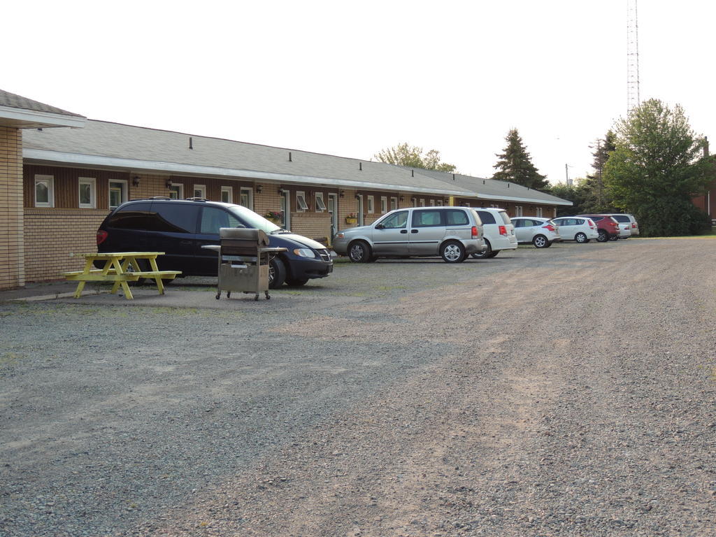 Balmoral Motel Tatamagouche Extérieur photo